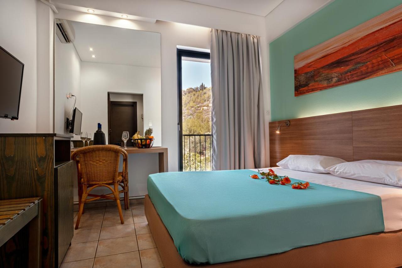 Hotel Pavlou Poros Town Extérieur photo