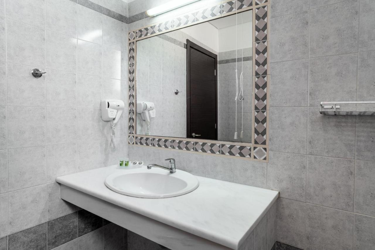 Hotel Pavlou Poros Town Extérieur photo